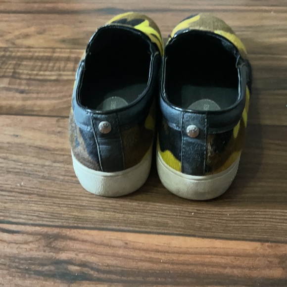 Michael Kors slip on sneaker cowhide camo print - Picture 3 of 3